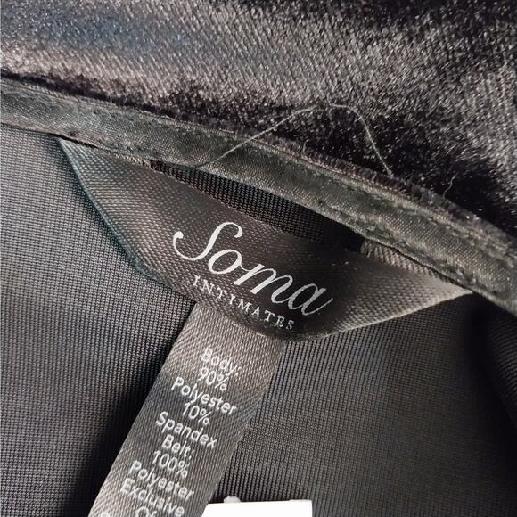 NWT! SOMA! LUXE BLACK STRETCH VELVET FULL LENGTH GOLD TRIMMED SLEEVE ROBE! SZ M - Picture 10 of 12